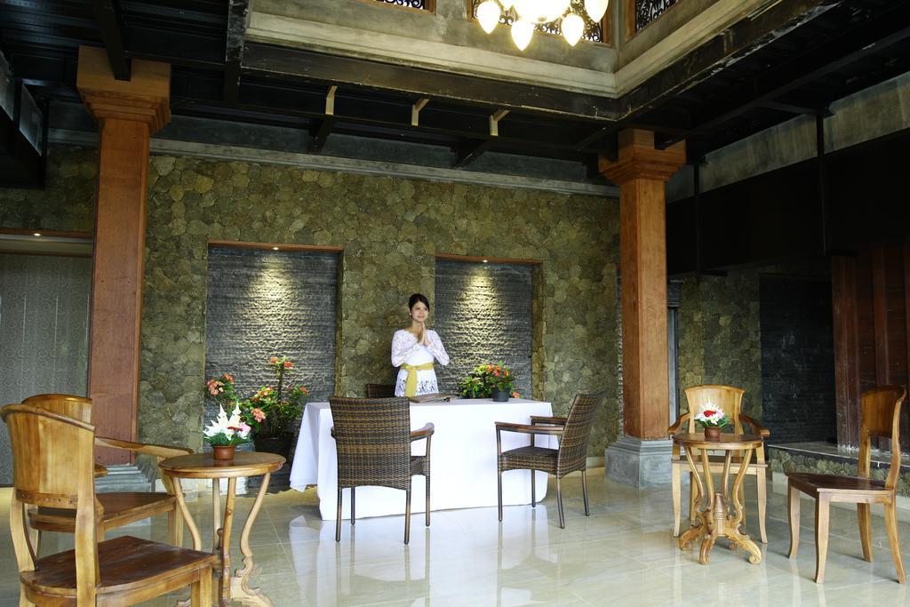 Hotel Puri Karang Besakih Menanga Exterior foto